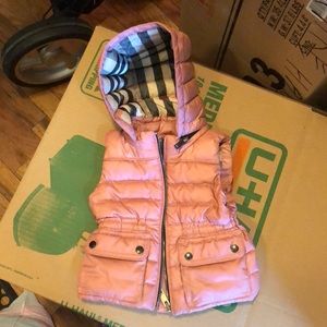 Burberry vest